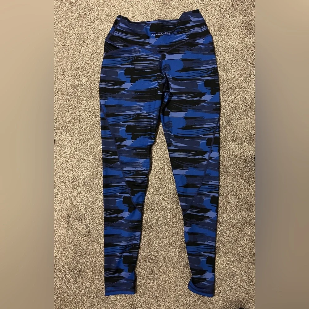 Alphalete Leggings - Picture 4 of 6